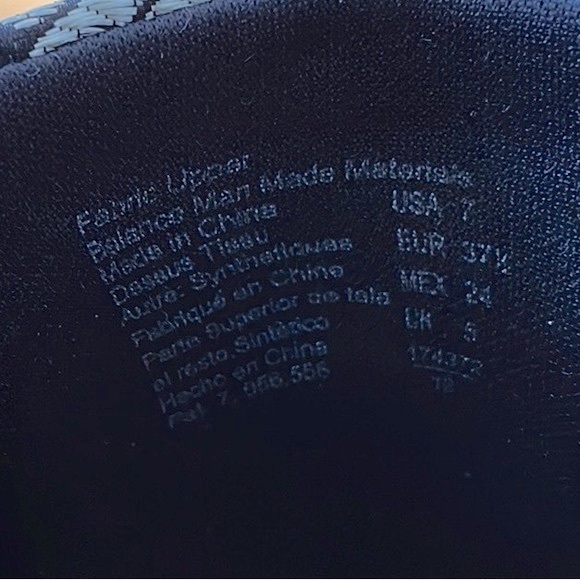 CHRISTIAN SIRIANO for Payless Brocade Chunky Satin Multicolor Sandals Size 7 - Picture 8 of 8